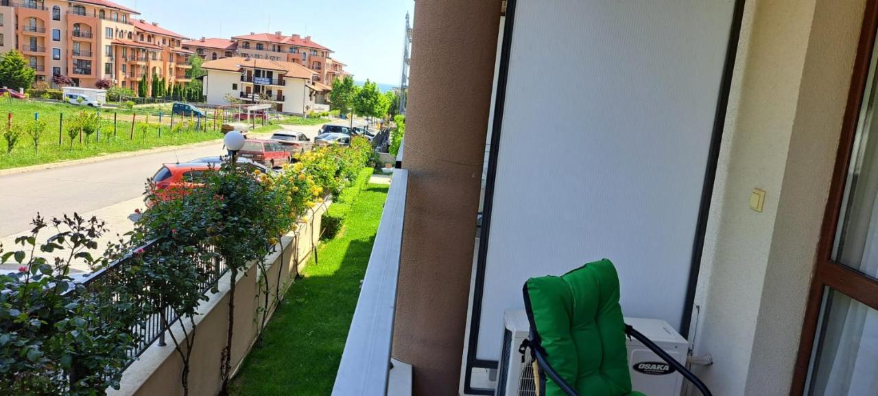Patrick'S Apartments - Sorrento Sole Mare, Sveti Vlas Buitenkant foto
